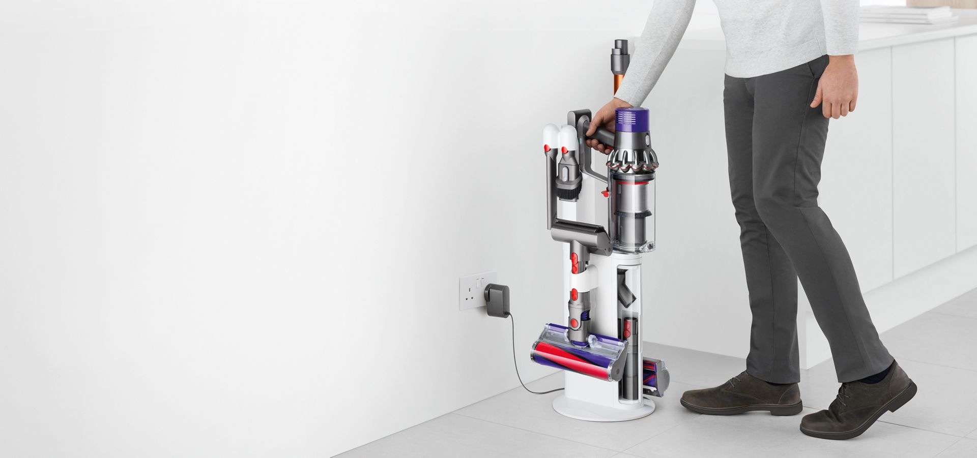 dyson v10 dok review